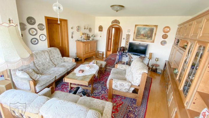 Doppelhaushälfte in Riegelsberg - ideal als Familien- oder Zweifamilienhaus