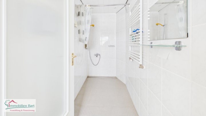 15 MIN-BIS L-REMICH/SCHENGEN: WOHNHAUS MIT GARAGE UND GARTEN