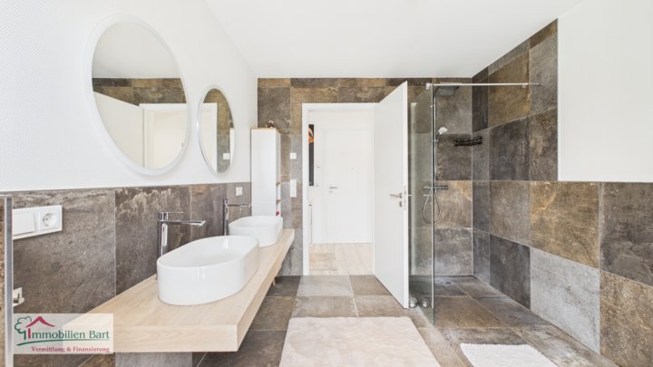 GRENZE LUXEMBURG: EXCLUSIVE, NEUE 98 M² WOHNUNG IN TOP LAGE VON PERL-BESCH