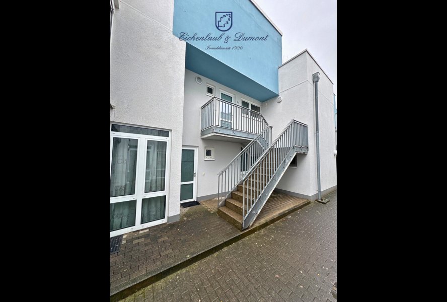 Treppe zum Wohnungseingang