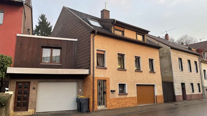 Einfamilienhaus mit Extras in Saarbrücken-Güdingen