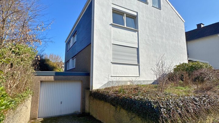 Freistehendes 3-FH mit Garten und Garage in Dudweiler-Süd