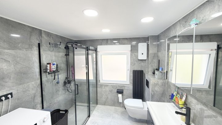 Modernisiertes Einfamilienhaus in zentraler Lage von Merzig mit Garten und Garage