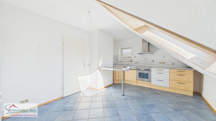 GREIMERATH (BEI ZERF): GEFPFLEGTES 1-2 FAMILIENHAUS / 2 GARAGEN / GARTEN / IN TOP WOHNLAGE!