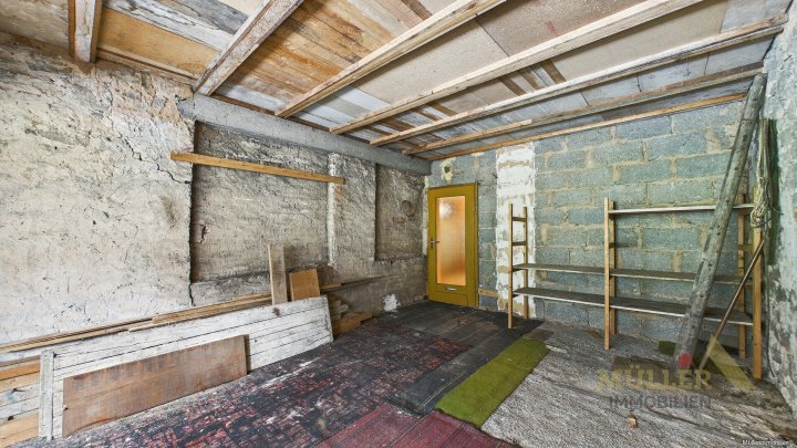 Reihenmittelhaus mit viel Potenzial und großen Garten sucht neuen Besitzer