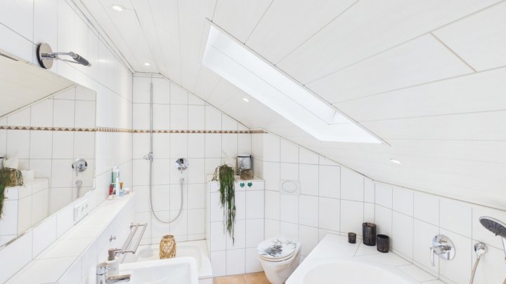 „Freistehendes Einfamilienhaus in idyllischer Waldrandlage – ideal für Pferdeliebhaber