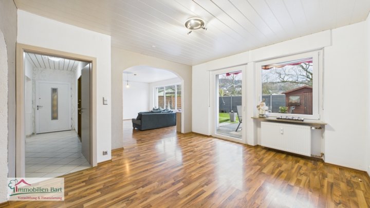 MERZIG: STADTNAHE DUPLEX-WOHNUNG MIT 3 SCHLAFZIMMERN!