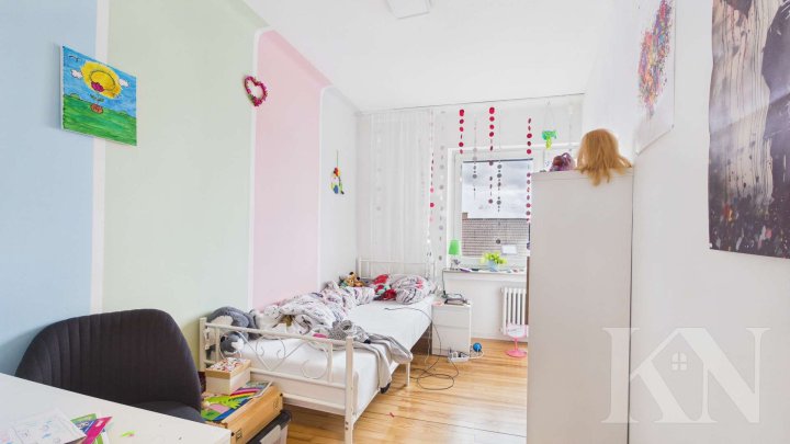 Zentrale Gewerbeimmobilie mit Wohnbereich – Sichtbarkeit und Potenzial in Heusweiler