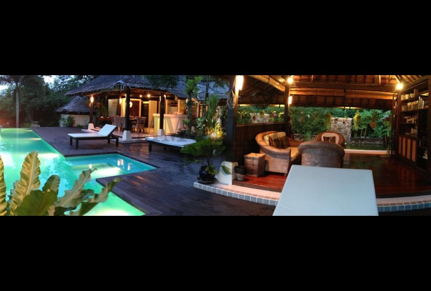 offener Wohn- Essbereich