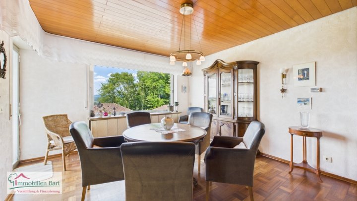 TOLLE FERNSICHT IN NATURNAHER LAGE VON MERZIG!