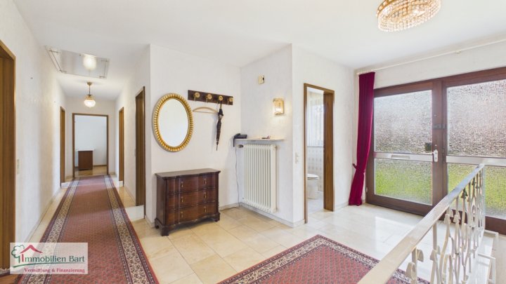 BESSERINGEN: BUNGALOW / 3- 4 SCHLAFZIMMER / GARTEN / EINLIEGERWOHNUNG