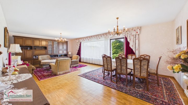 BESSERINGEN: BUNGALOW / 3- 4 SCHLAFZIMMER / GARTEN / EINLIEGERWOHNUNG