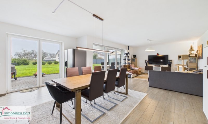 GRENZE L-SCHENGEN: NEUWERTIGE EG WOHNUNG MIT GROSSER TERRASSE