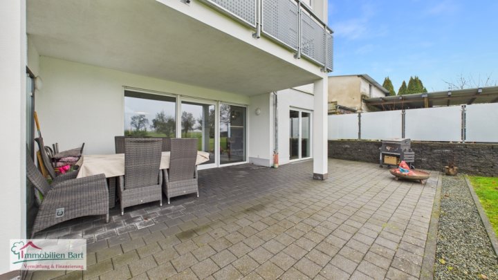 GRENZE L-SCHENGEN: NEUWERTIGE EG WOHNUNG MIT GROSSER TERRASSE