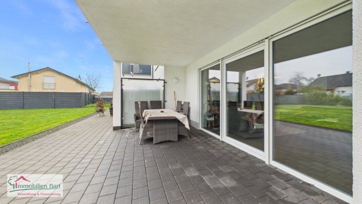 GRENZE L-SCHENGEN: NEUWERTIGE EG WOHNUNG MIT GROSSER TERRASSE