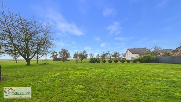 GRENZE L-SCHENGEN: NEUWERTIGE EG WOHNUNG MIT GROSSER TERRASSE