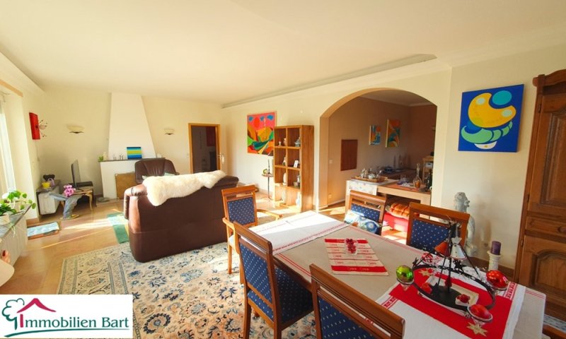 263 m² WOHNFLÄCHE! WOHNHAUS MIT GEWERBEEINHEIT IN WEISKIRCHEN