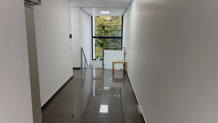 Lukrative große Büroflächen Gesamt oder Teilmiete  in einem modernen Gewerbepark Am Nusskopf