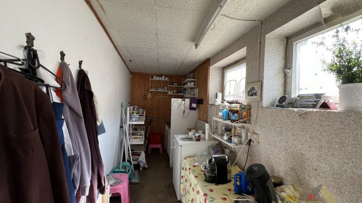 Wohn- und Geschäftshaus in Top-Lage von Schwalbach (ca. 323 m² Gewerbe- und ca. 187 m² Wohnfläche)