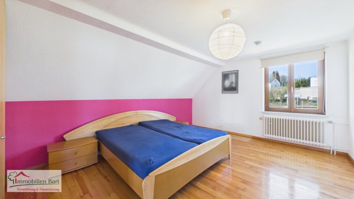 PERL-BORG: CHARMANTES HAUS MIT 2 WOHNUNGEN - NUR 10 MIN. VON LUXEMBURG!