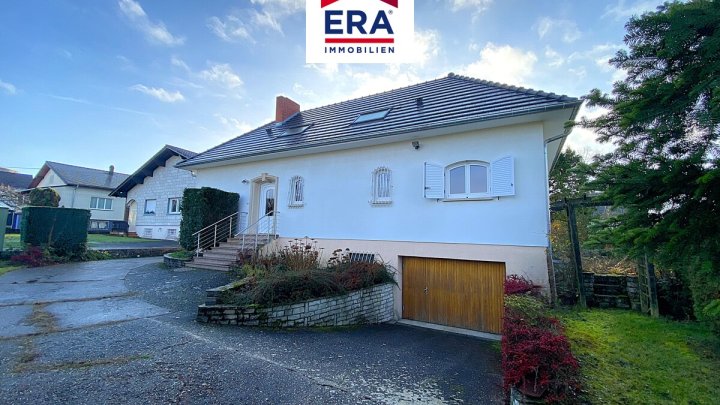 KEINE VERMITTLUNGSGEBÜHREN ! FREISTEHENDES EINFAMILIENHAUS IN SARREGUEMINES/FR, NÄHE SB