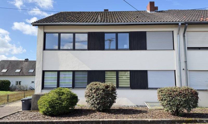 Großzügige Erdgeschoss-Wohnung mit Terrasse & Garten in begehrter Lage von Merzig