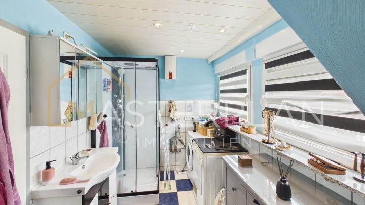 2 Wohnungen. 1 Traumgrundstück. Unzählige Möglichkeiten