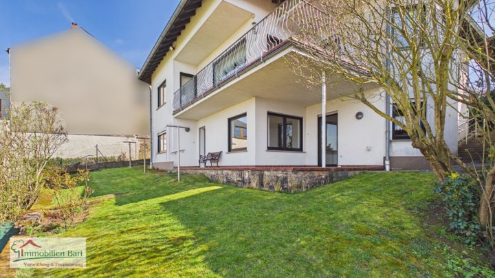 GRENZNÄHE: BUNGALOW MIT EINLIEGERWOHNUNG IN TOP WOHNLAGE MIT FERNSICHT!