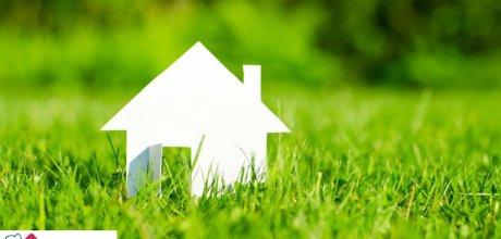 Bild_Grundstück_mit Logo