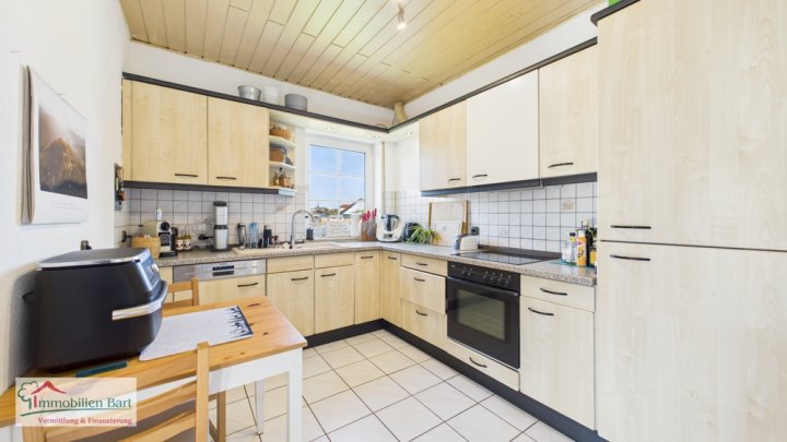 SAARBURG: 86 M² WOHNUNG, 2 SZ, GÄSTE-WC IN GUTER LAGE!