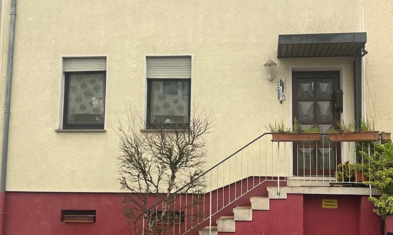 Renovierungsbedürftiges 1- Familienhaus in Wadgassen  mit viel Potenzial