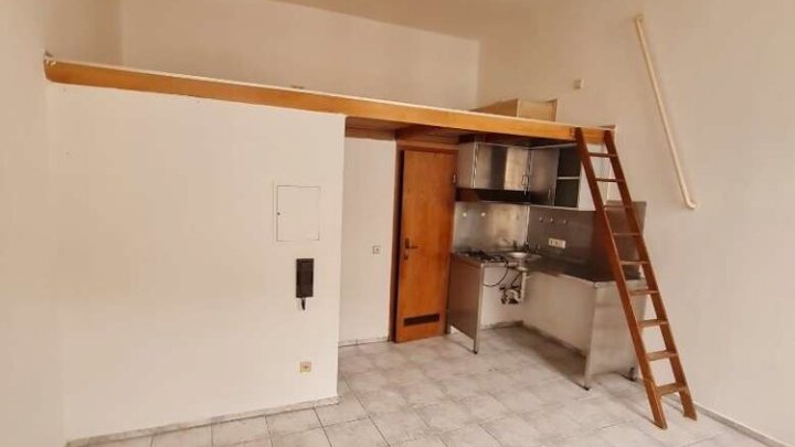 Vermietetes Wohn- und Geschäftshaus mit 12 Einheiten,  Top-Rendite in guter Lage