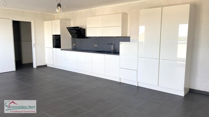 GRENZNÄHE LUXEMBURG: ERSTBEZUG! NEUE PENTHOUSEWOHNUNG IN ORSCHOLZ