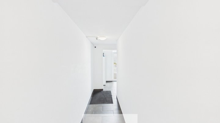 Kapitalanlage mit derzeit ca. 41.000,00 € Mieteinnahmen. Mit Steigerungspotenzial und Bauplatz.