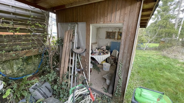 Doppelhaushälfte mit 105 m² Wohnfläche in ruhiger Lage mit Garten und Garage