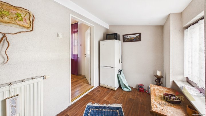 Doppelhaushälfte mit 105 m² Wohnfläche in ruhiger Lage mit Garten und Garage