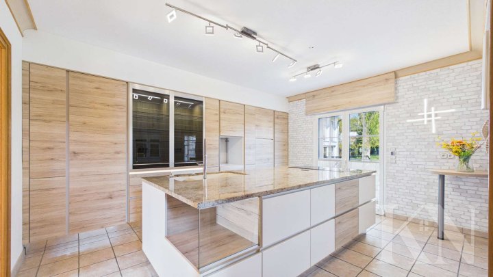 Besonderes, hochwertiges Einfamilienhaus mit 1.504 m² Grundstück in Habkirchen!