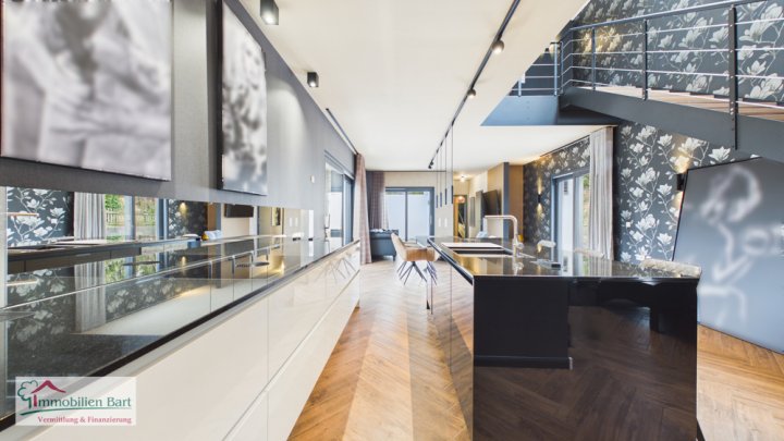 NEUWERTIGES, EXKLUSIVES WOHNHAUS IN TOP WOHNLAGE VON SERRIG (BEI SAARBURG)