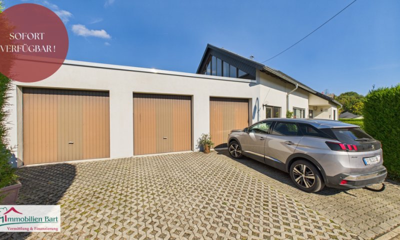 GRENZE LUXEMBURG: 4 GARAGEN / GEPFLEGTES WOHNHAUS MIT 2 WOHNUNGEN / SOFORT VERFÜGBAR!