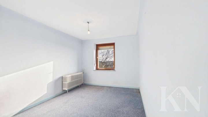 Großzügige Doppelhaushälfte mit ca. 311 m² Wohnfläche und vielseitigem Entwicklungspotenzial