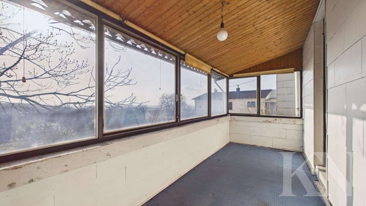 Großzügige Doppelhaushälfte mit ca. 311 m² Wohnfläche und vielseitigem Entwicklungspotenzial