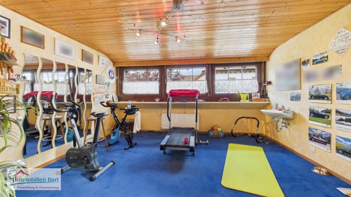 GEMÜTLICHES WOHNHAUS IN TOP LAGE VON LOSHEIM AM SEE!