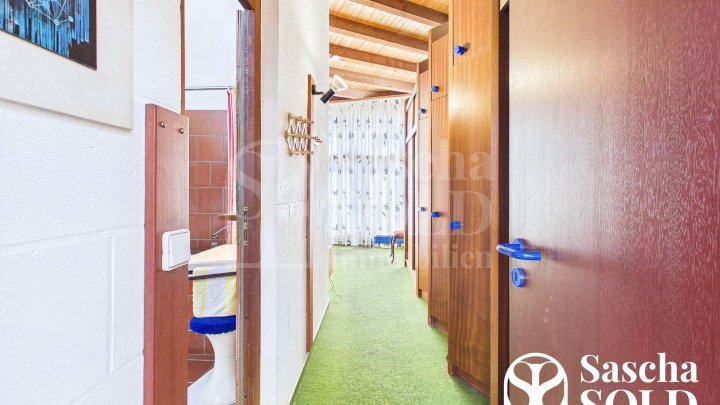 Architekturjuwel mit Galerie, Terrassen und kreativer Seele in ruhiger Bestlage von Dudweiler