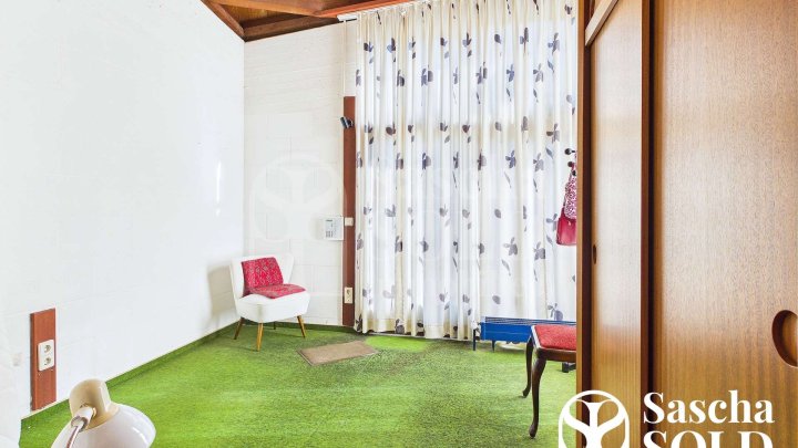 Architekturjuwel mit Galerie, Terrassen und kreativer Seele in ruhiger Bestlage von Dudweiler