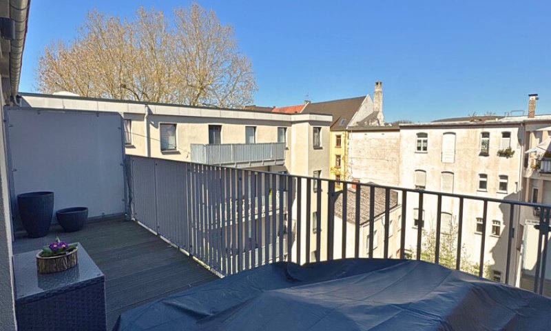 Sanierte 2,5-ZKB mit EBK am Beethovenplatz, perfekte City-Lage