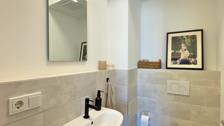 Sanierte 2,5-ZKB mit EBK am Beethovenplatz, perfekte City-Lage