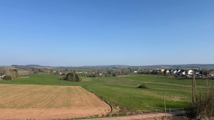 Baugrundstück für 1-2 MFH im Neubaugebiet  