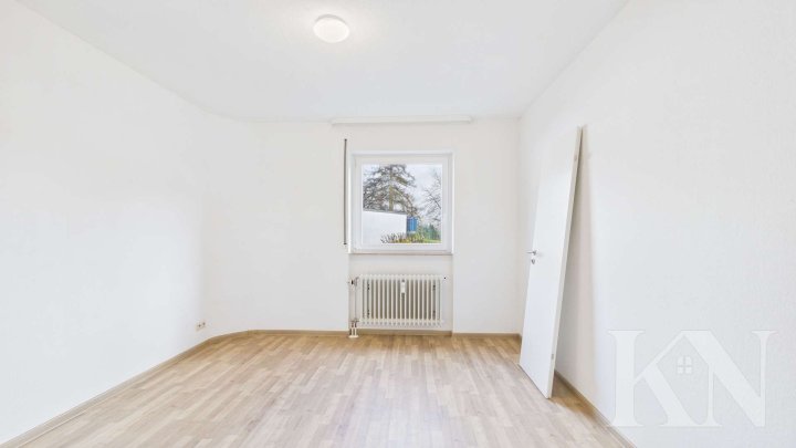 Attraktive 2-ZKB-Wohnung mit Stellplatz in ruhiger Lage von Saarbrücken-Bischmisheim!