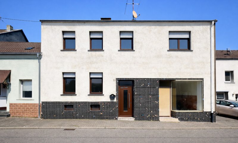 Großzügiges Einfamilienhaus mit Garten in Wallerfangen-St. Barbara