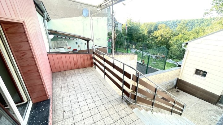 Großzügiges Einfamilienhaus mit Garten in Wallerfangen-St. Barbara